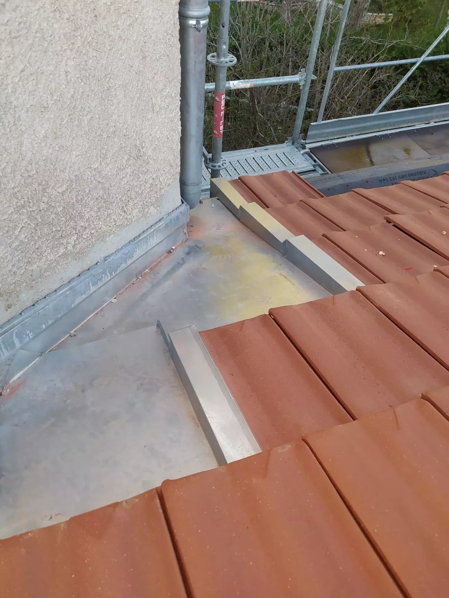 Rénovation de toiture et zinguerie à Brignais (3)