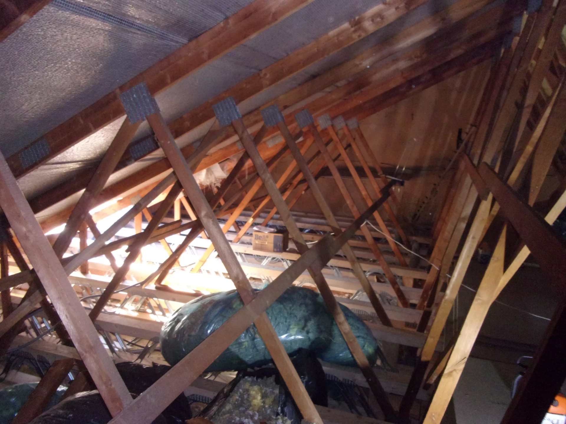 Combles perdus non aménageables d'une maison à Bron